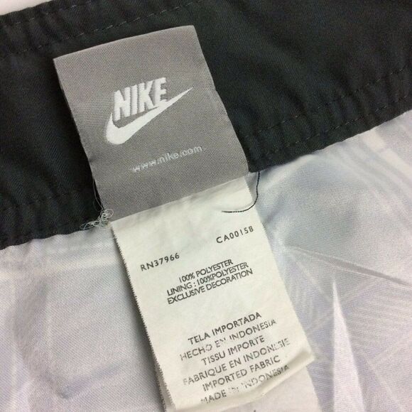 Nike Swim Board Shorts Mens Size 34 Trunks Gray Purple Plaid Water Sports Beach - Picture 7 of 7